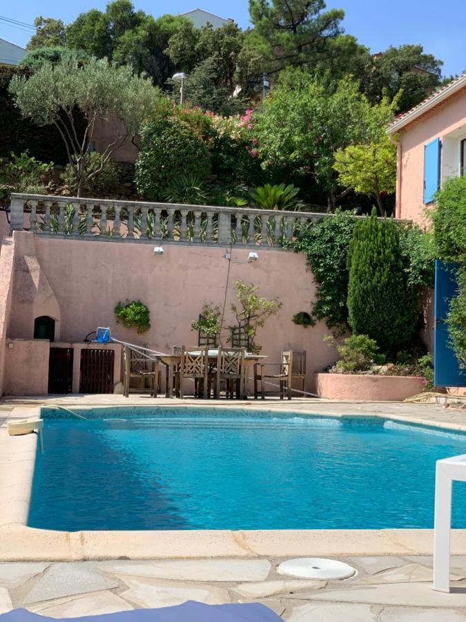 Rez-De Villa Piscine กาวาแลร์-ซูร์-แมร์ ภายนอก รูปภาพ